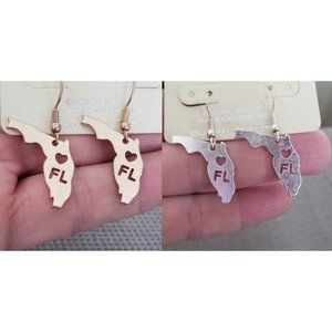 2 x Florida State FL Cut-Out Heart Earrings NEW